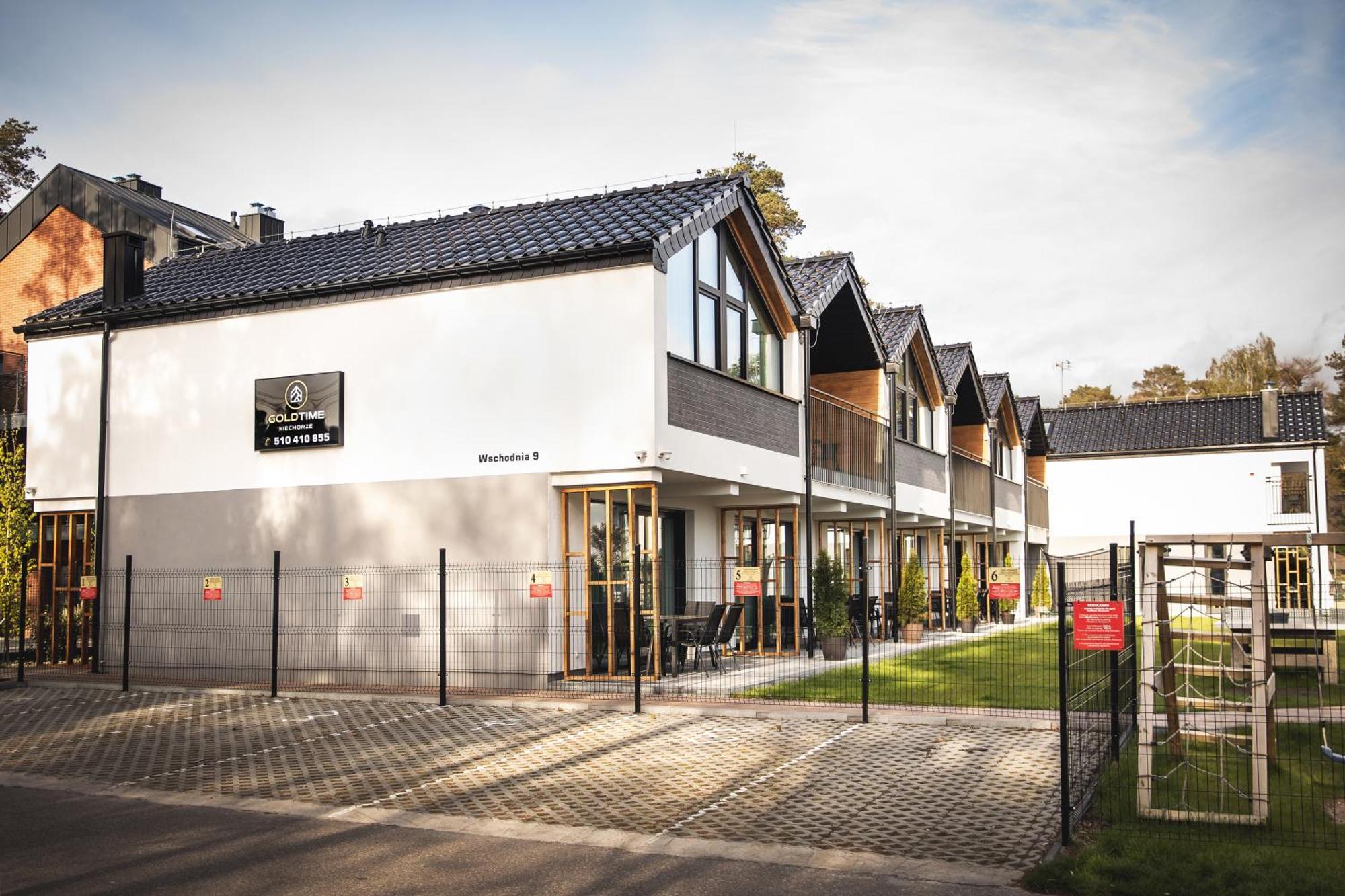 Domki Gold-Time Niechorze Exterior foto